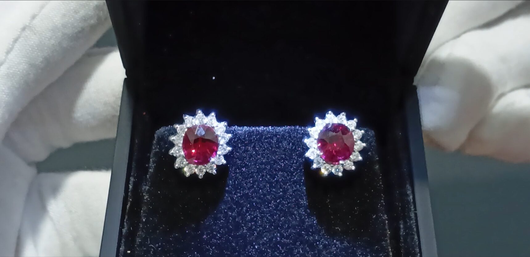 Etkarina Red Garnet Earrings - E0013 - Image 5